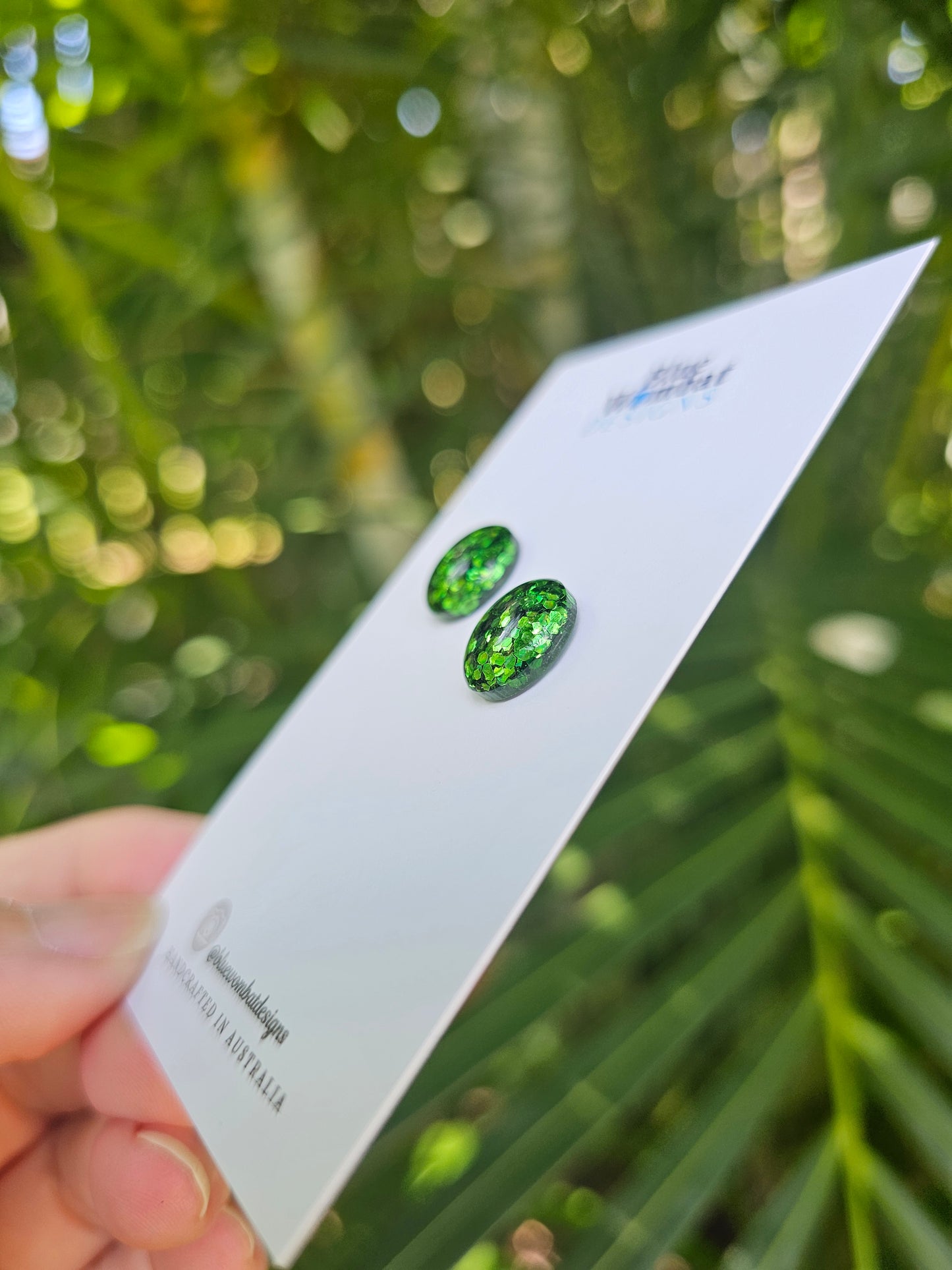 Green Glitter Resin Domed Studs 12mm