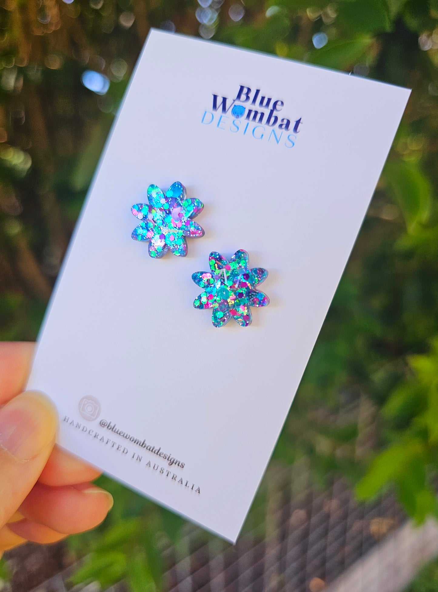 Flower Glitter Resin Studs