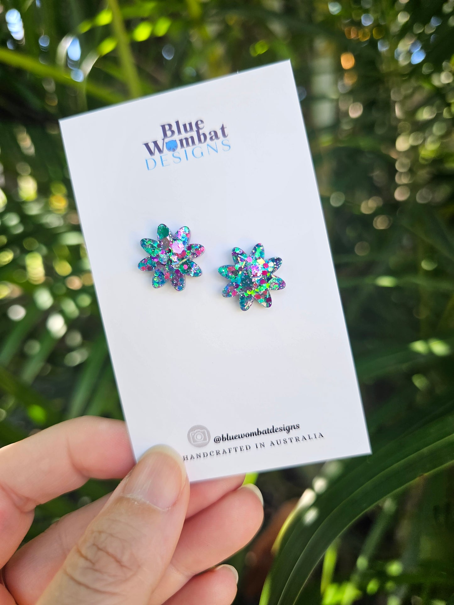 Flower Glitter Resin Studs