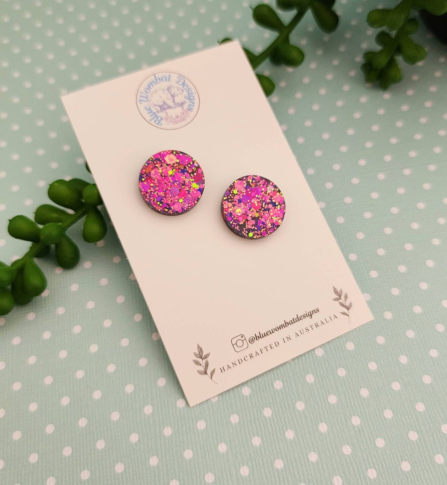 Iridescent Chameleon Glitter Resin Studs 17mm