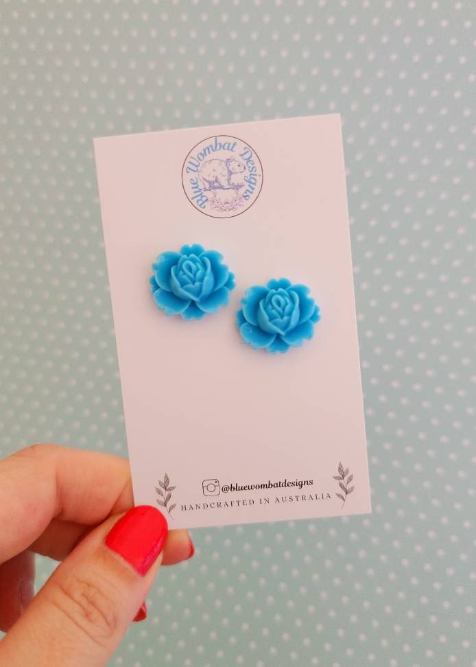 Blue Flower Resin Studs 20mm