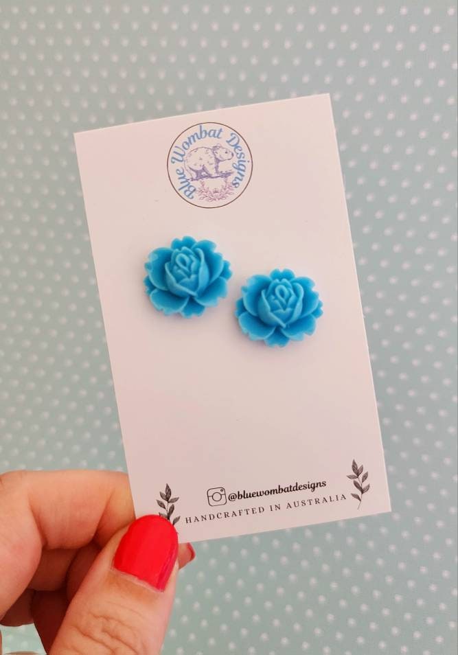 Blue Flower Resin Studs 20mm