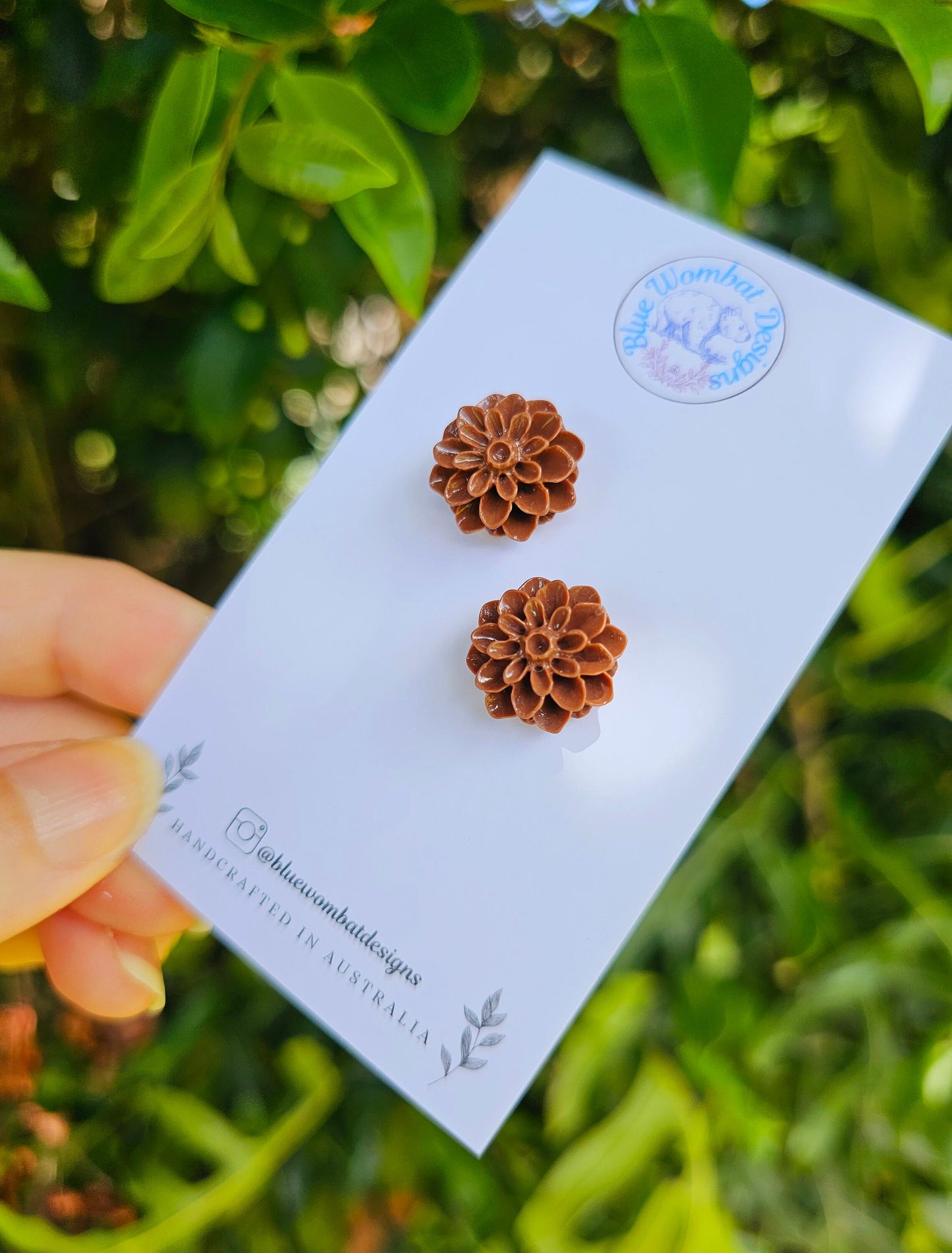 Brown Dahlia Flower Resin Studs 16mm