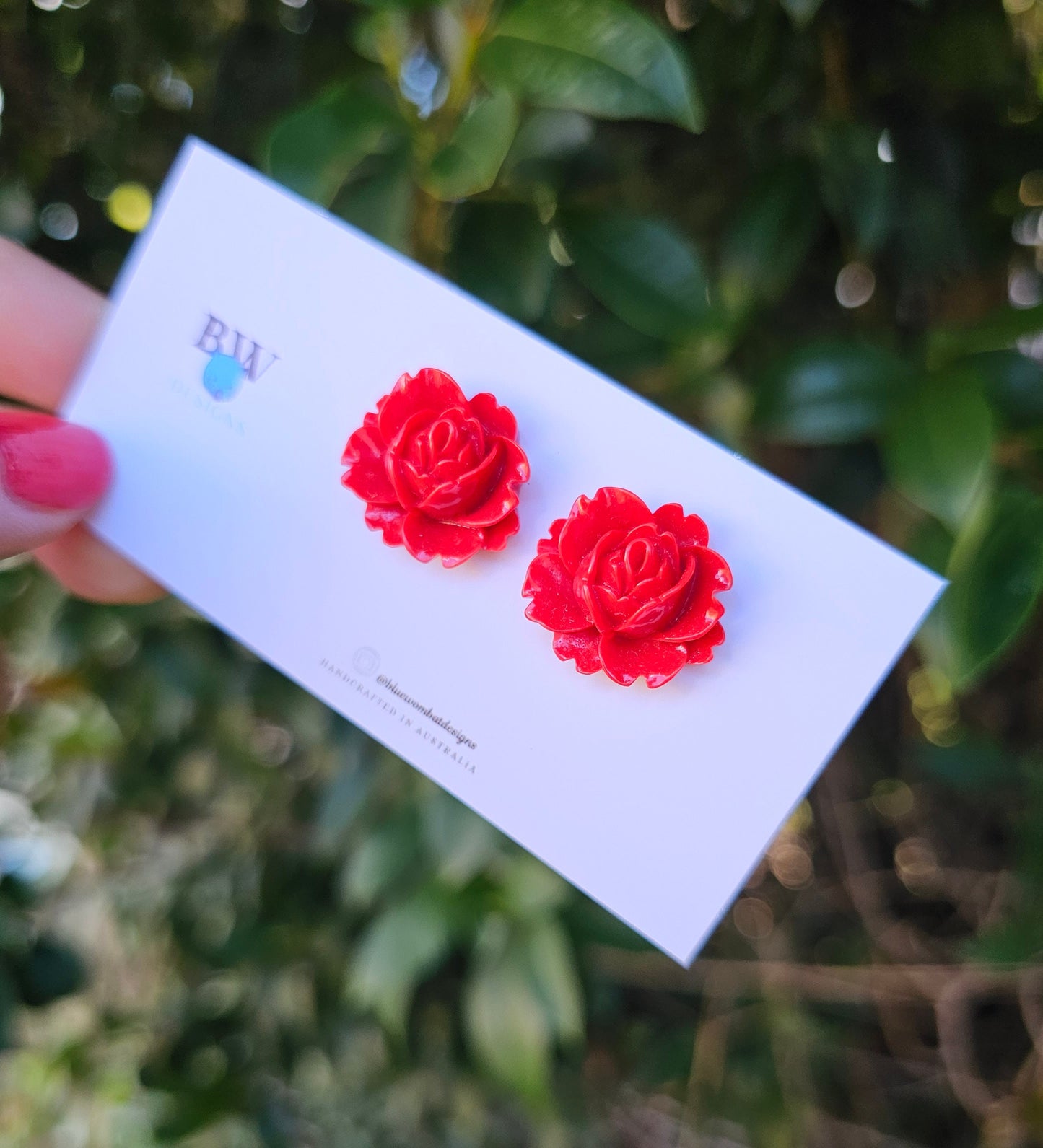 Red Flower Resin Studs 20mm