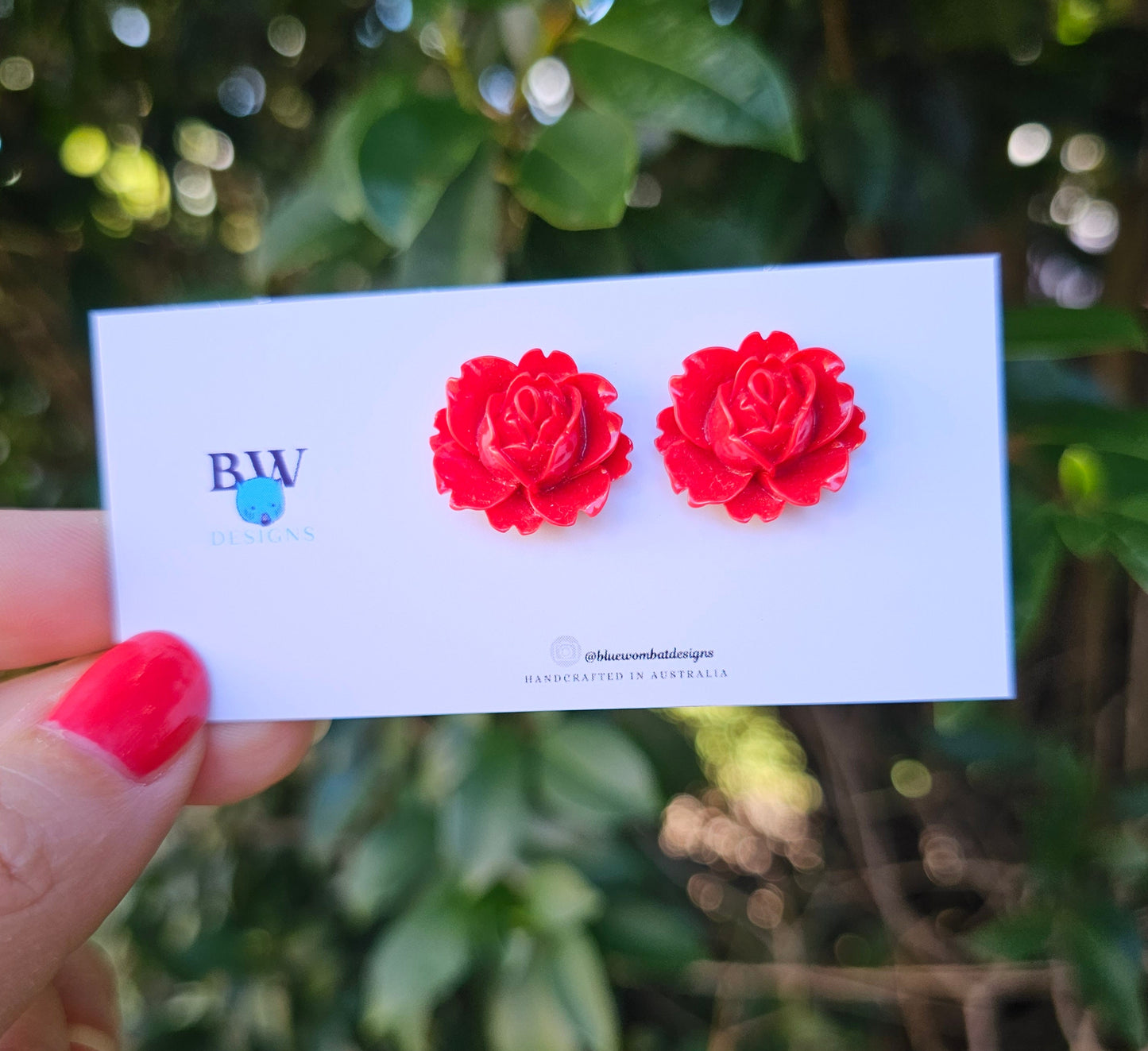 Red Flower Resin Studs 20mm