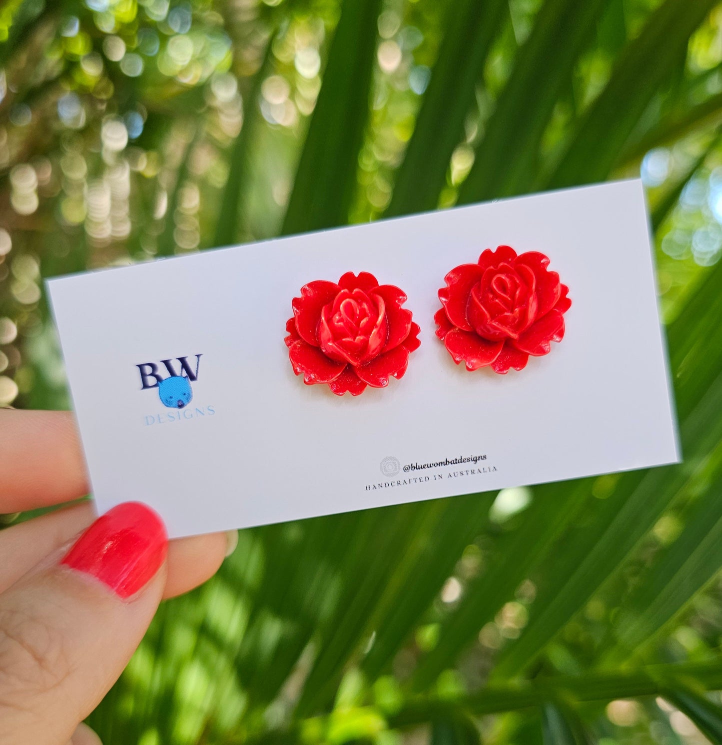 Red Flower Resin Studs 20mm