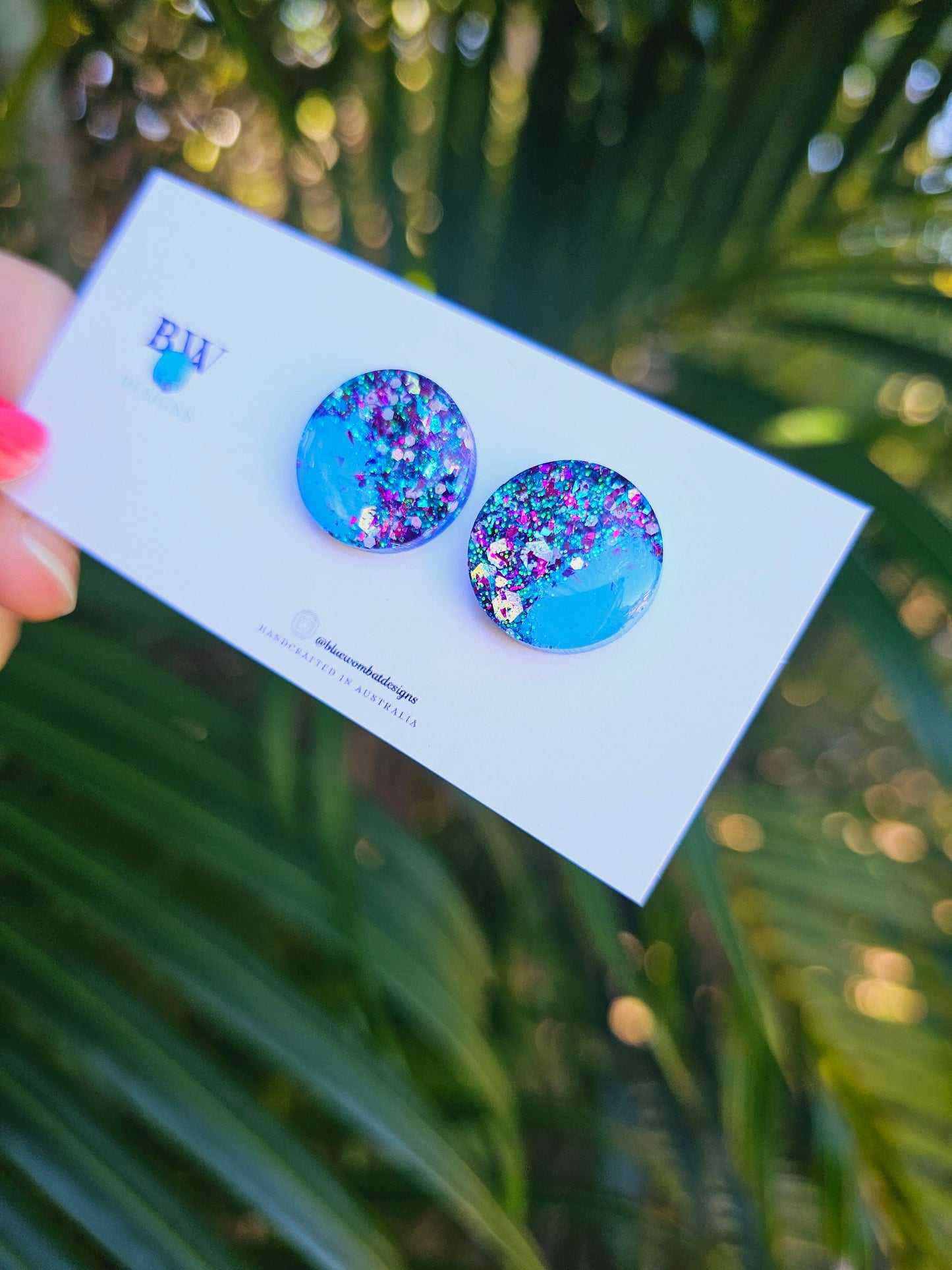 Resin Glitter Galaxy Studs 17mm