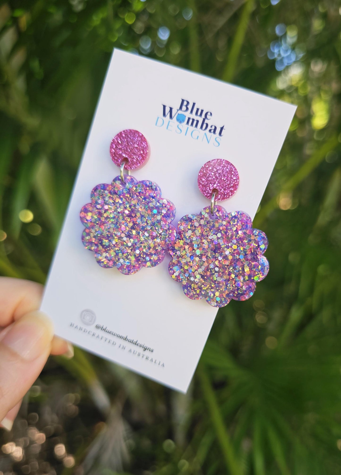 Sparkle Glitter Resin Scallop Dangle Earrings